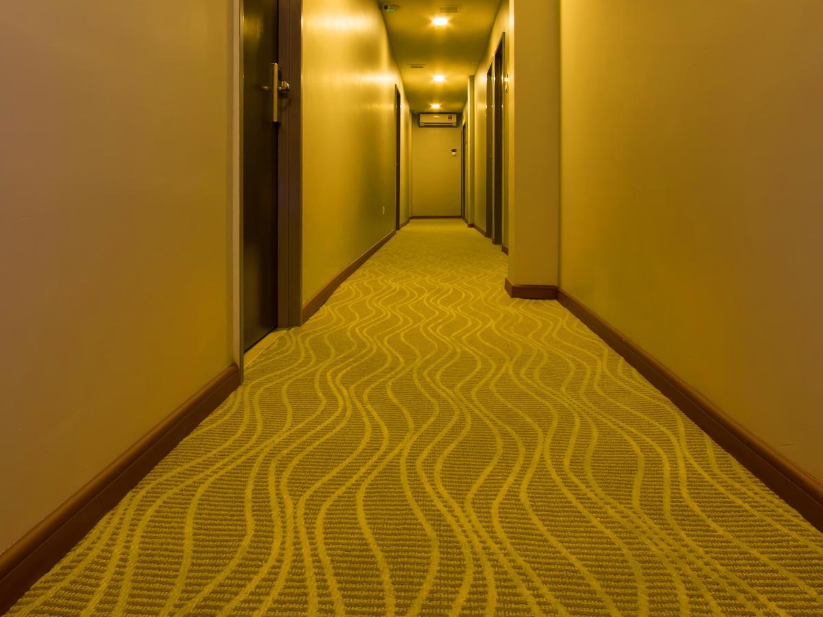 Prince33 Hotel Джохор-Бару Экстерьер фото