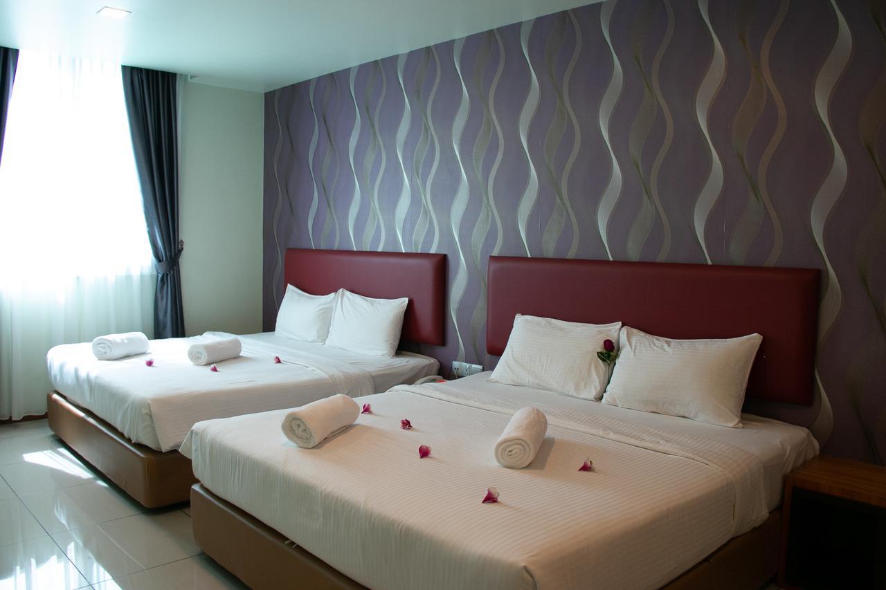 Prince33 Hotel Джохор-Бару Экстерьер фото