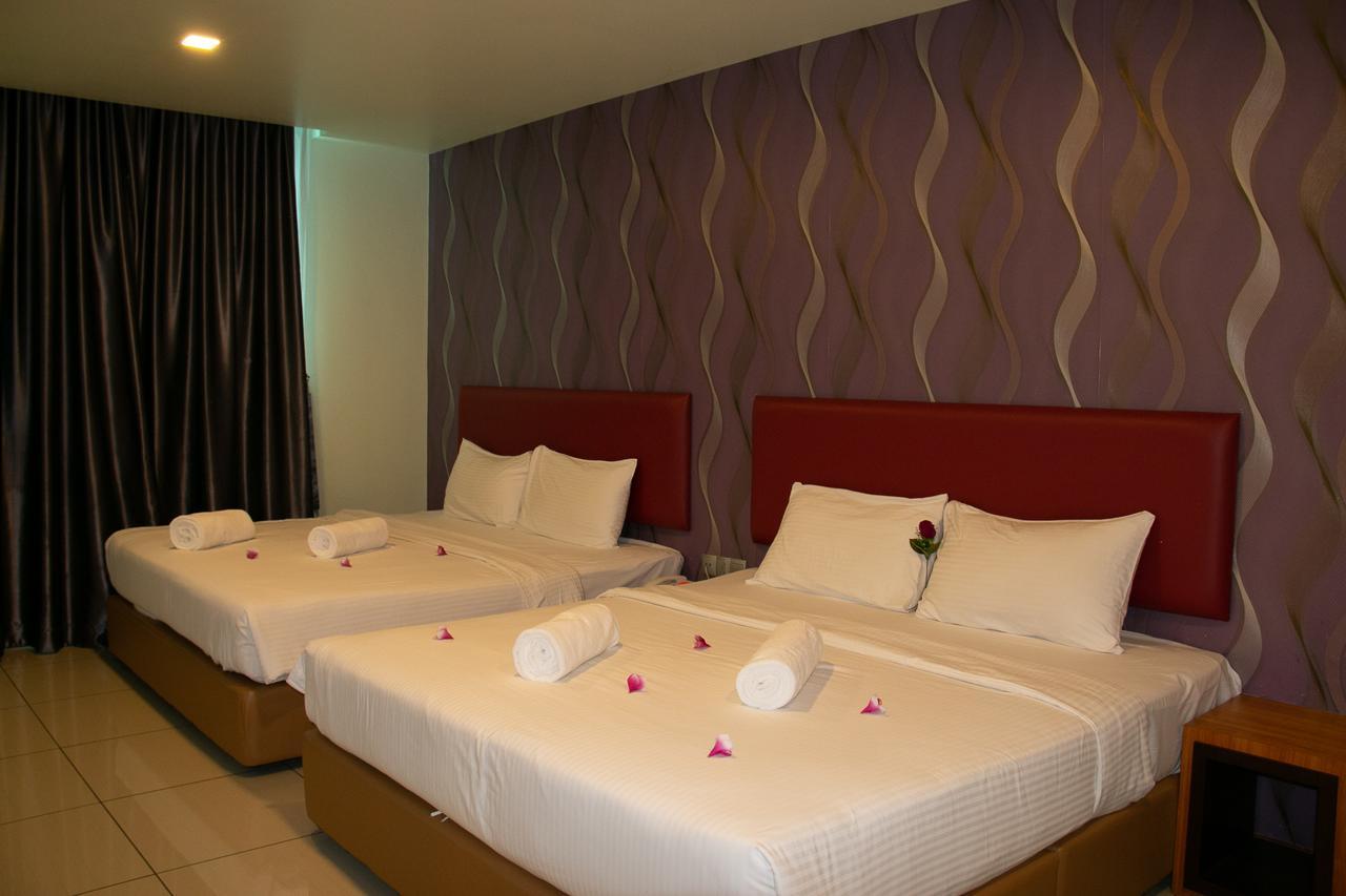 Prince33 Hotel Джохор-Бару Экстерьер фото