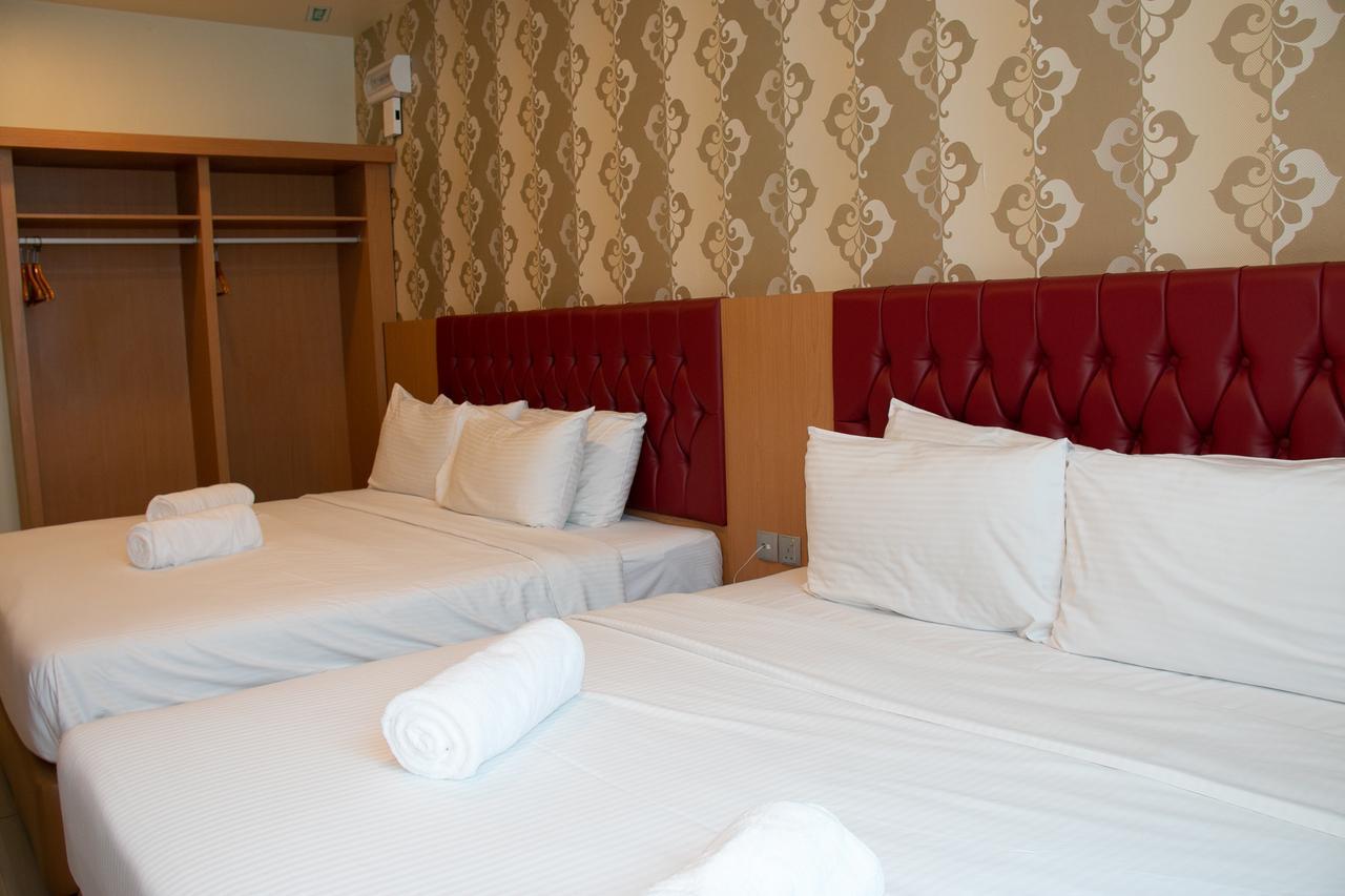 Prince33 Hotel Джохор-Бару Экстерьер фото